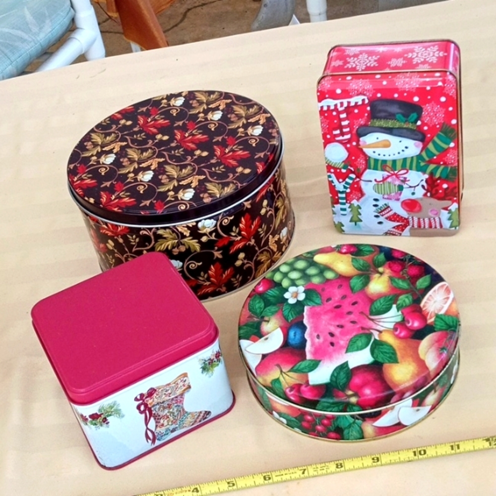 🎄Holiday Tins